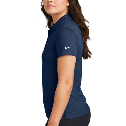 Nike Women’s Victory Solid Polo – NKDX6685