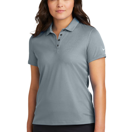 Nike Women’s Victory Solid Polo – NKDX6685