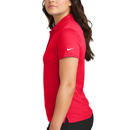 Nike Women’s Victory Solid Polo – NKDX6685