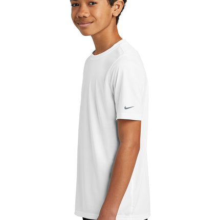 Nike Youth Swoosh Sleeve rLegend Tee – NKDX8787