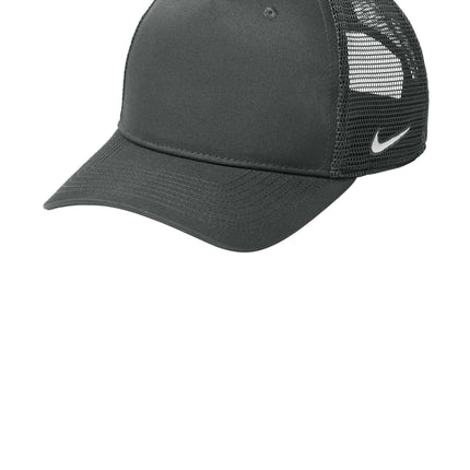 Nike® Snapback Mesh Trucker Cap – NKFN9893