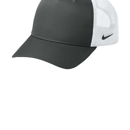 Nike® Snapback Mesh Trucker Cap – NKFN9893