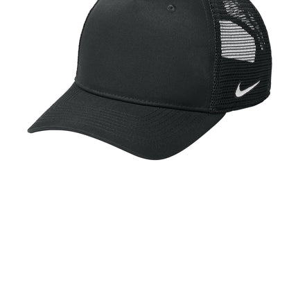 Nike® Snapback Mesh Trucker Cap – NKFN9893