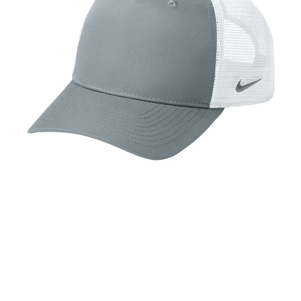 Nike® Snapback Mesh Trucker Cap – NKFN9893