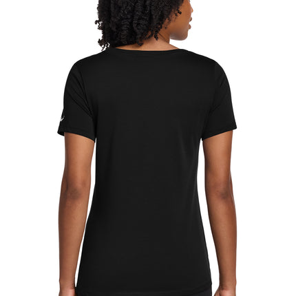 Nike Women’s Dri‑FIT Cotton/Poly Scoop Neck Tee – NKBQ5234